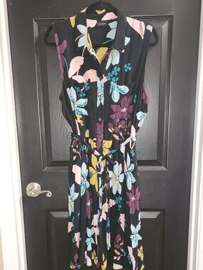 Who What Wear Black Floral Midi Shirt Dress with Tie